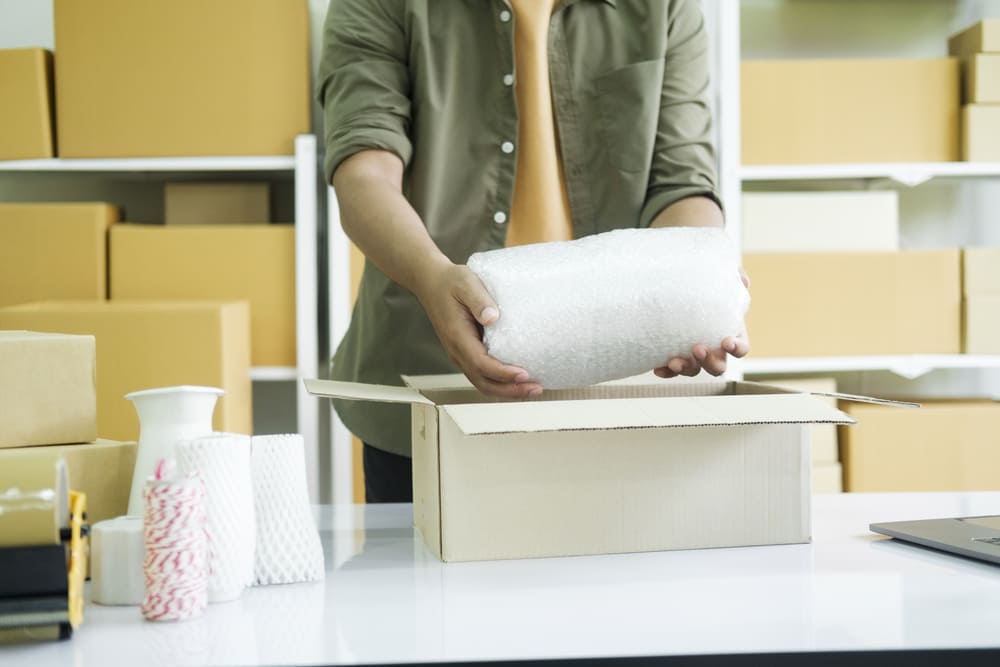 embalar objetos frágiles