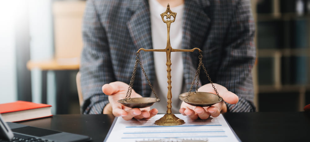 impuestos para extranjeros