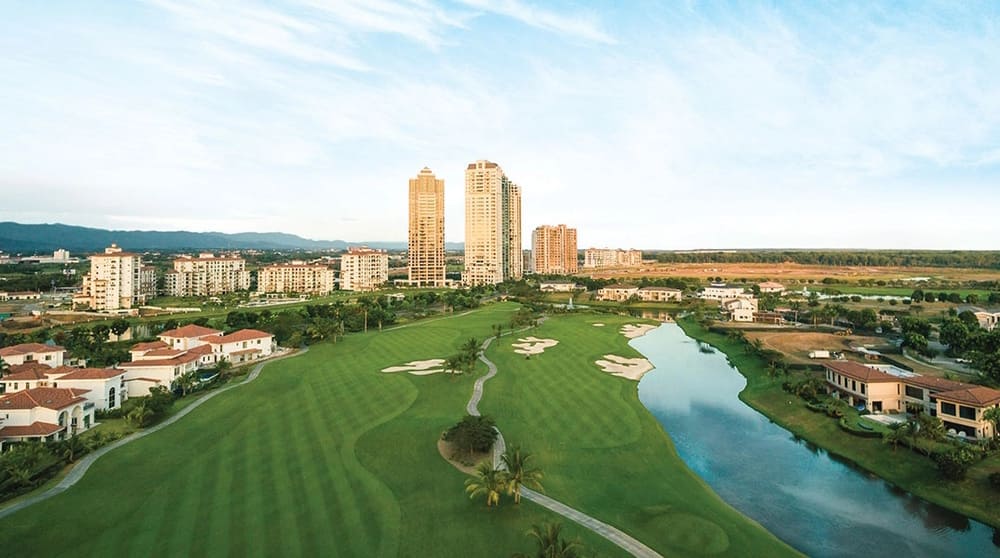 Inversión inmobiliaria segura con Oceana Santa María 8