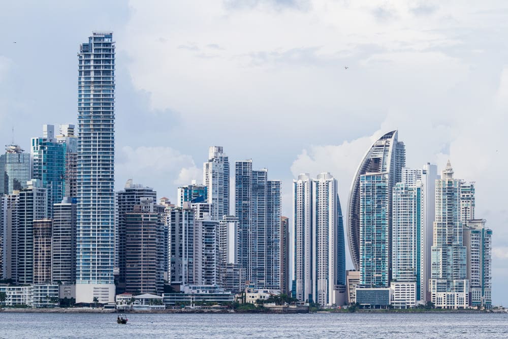 Real estate iReal estate investment in Panama