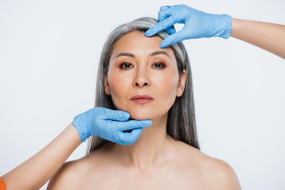 Lifting facial