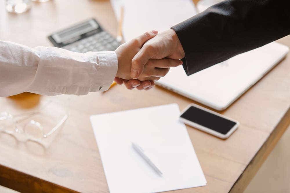 de que manera las certificaciones empresariales contribuyen al cumplimiento normativo
