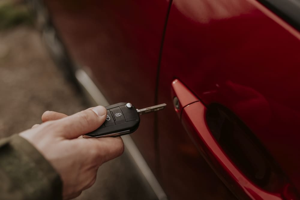 La cerrajería de llaves para autos