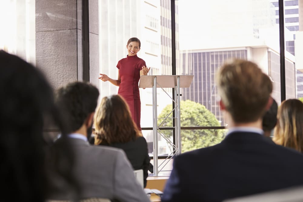 Claves para contratar conferencistas de geopolítica