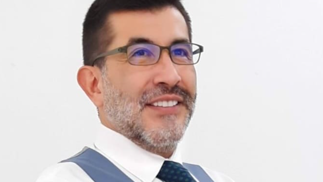 Dr. Gabriel Cubillos