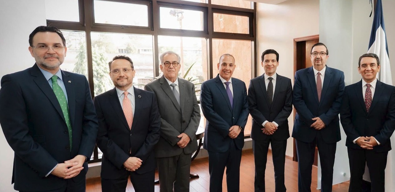 La nueva directiva de AHIBA busca incrementar utilidades y sostenibilidad bancaria