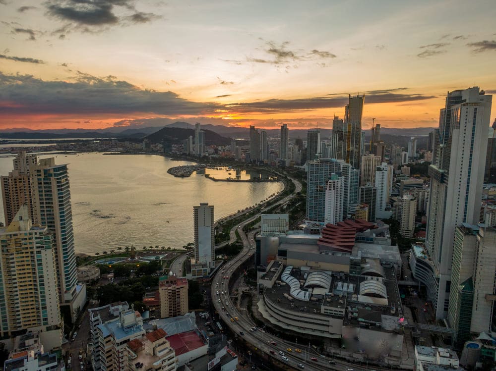 Invertir en macrolotes en Panamá: oportunidades para desarrolladores inmobiliarios