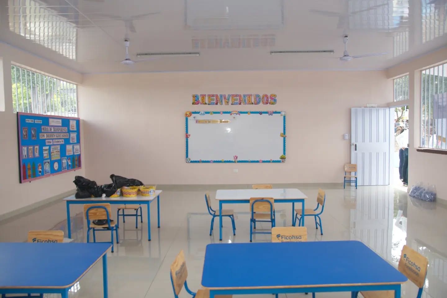 Fundación Ficohsa fortalece la educación en 150 centros de comunidades rurales
