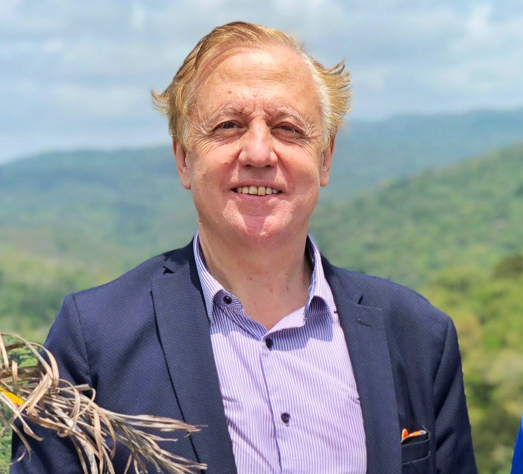 Carlos Malo de Molina participó como speaker en «Networking con valor», el encuentro de LHH Panamá sobre carrera profesional y negocios