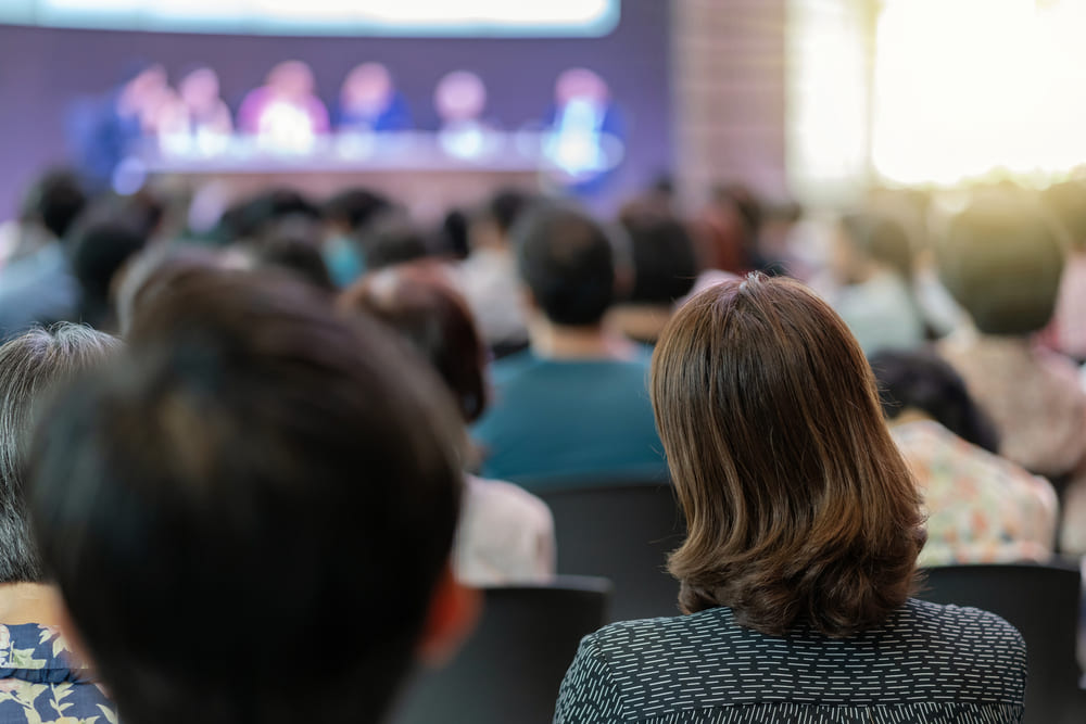 Conferencistas de Fórmula 1 que conectan con audiencias empresariales